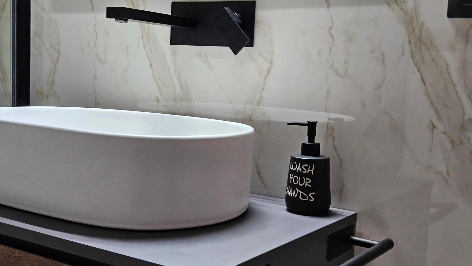 Nica Apartment Katanya Dış mekan fotoğraf